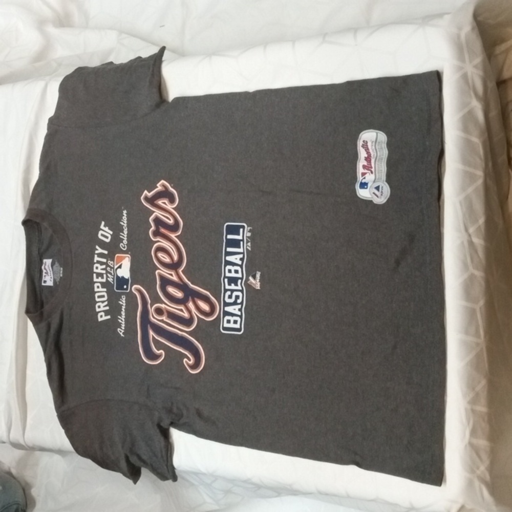 Detroit Tigers Tee Shirt Men's Medium